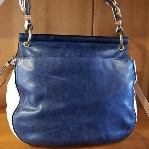 Coach Willis Limited Edition Crossbody Bag - Picture 3 of 10